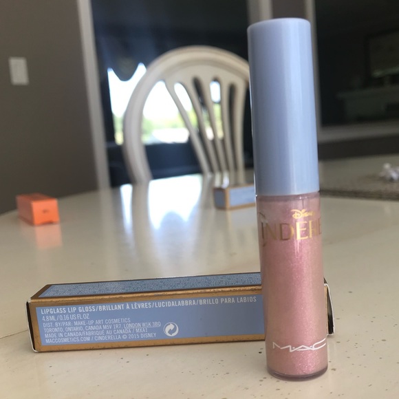 🌟LE🌟MAC x Cinderella Collection Lipglass in Glass Slipper - Picture 14 of 14